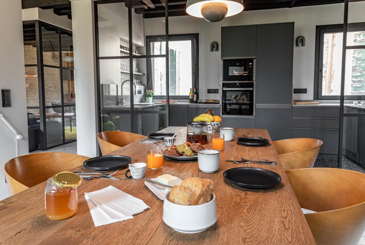 Ca' Delle Carrozze Stylish 2 Bedroom Loft-style Apartment Venice